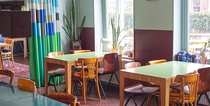cafe3.jpg web